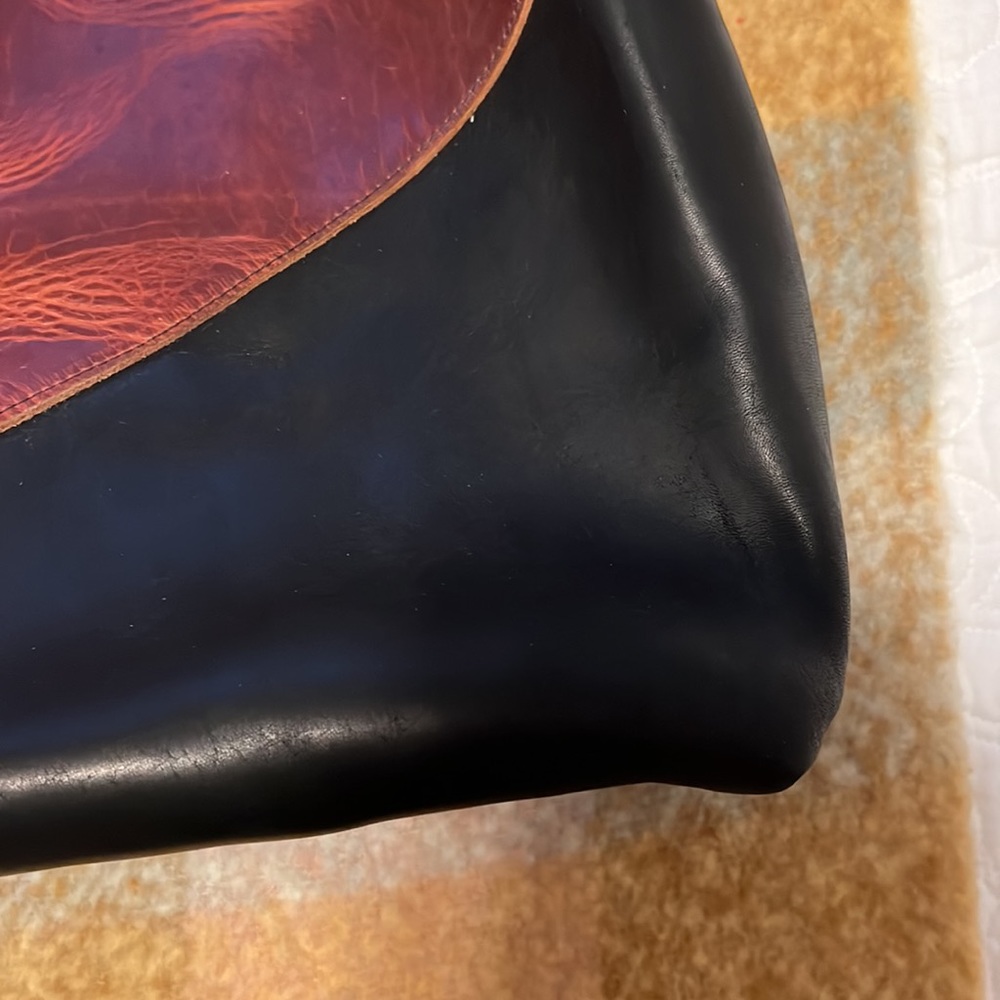 The Sassy Sparrow "Vienna" Leather Tote - Picture 12 of 16